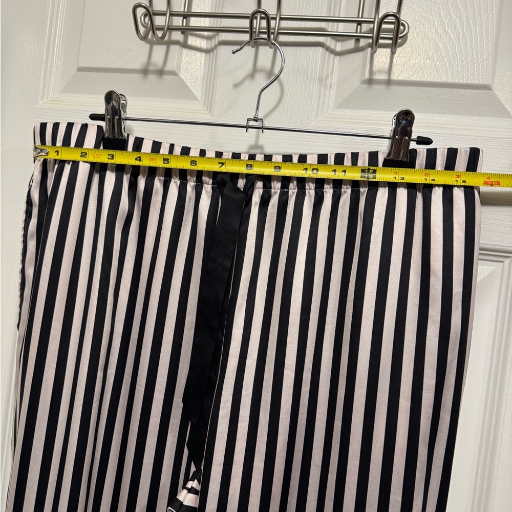 Victoria's Secret Black and White Striped Pajama Set - Picture 8 of 10